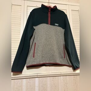 Men's L.L. bean two tone forest green sweater! Size large!